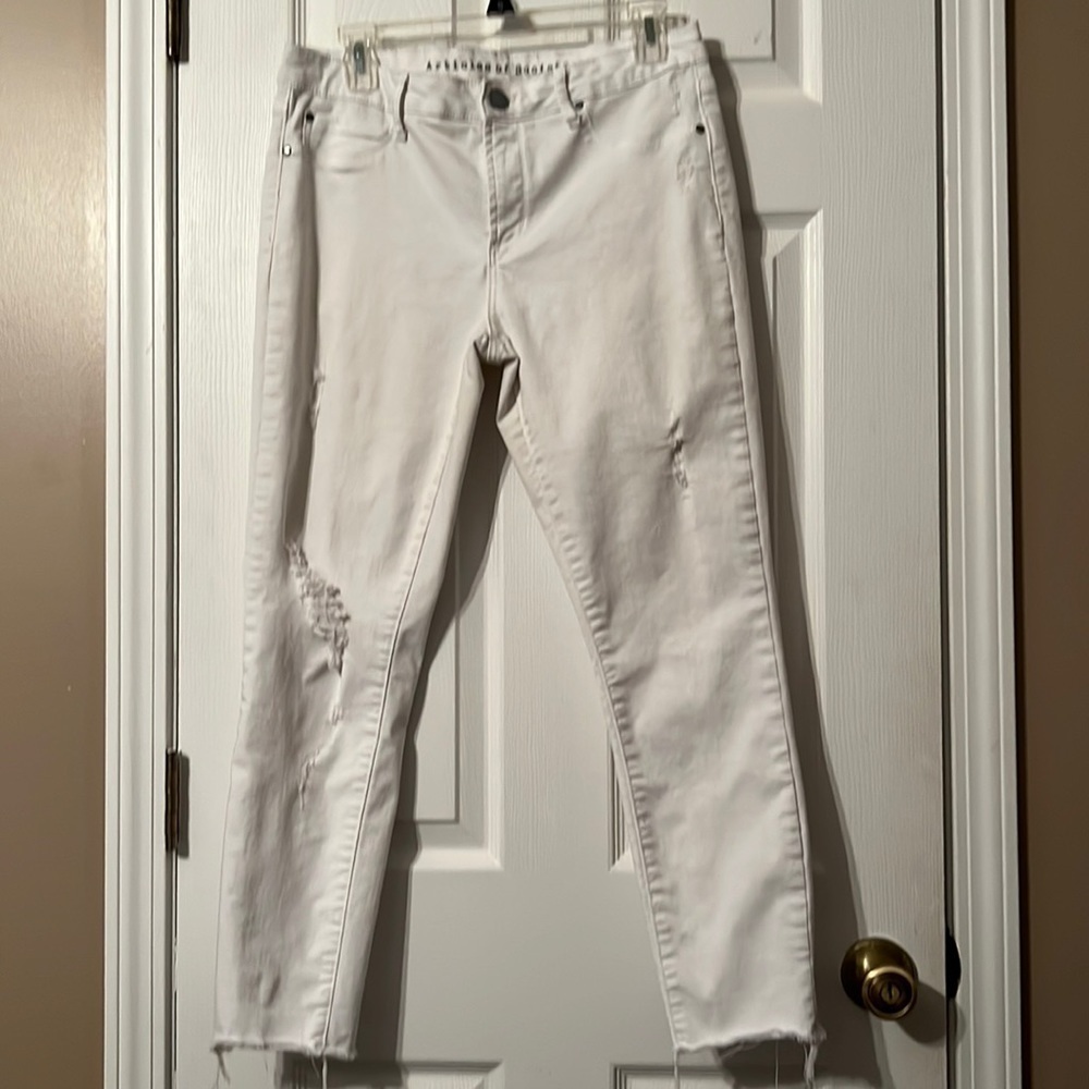 Articles of Society Distresses Frayed Hem Skinny Jean - Size 31